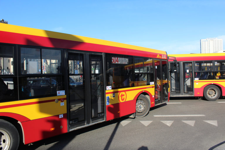 Prawie 1,2 mld pasażerów komunikacji miejskiej