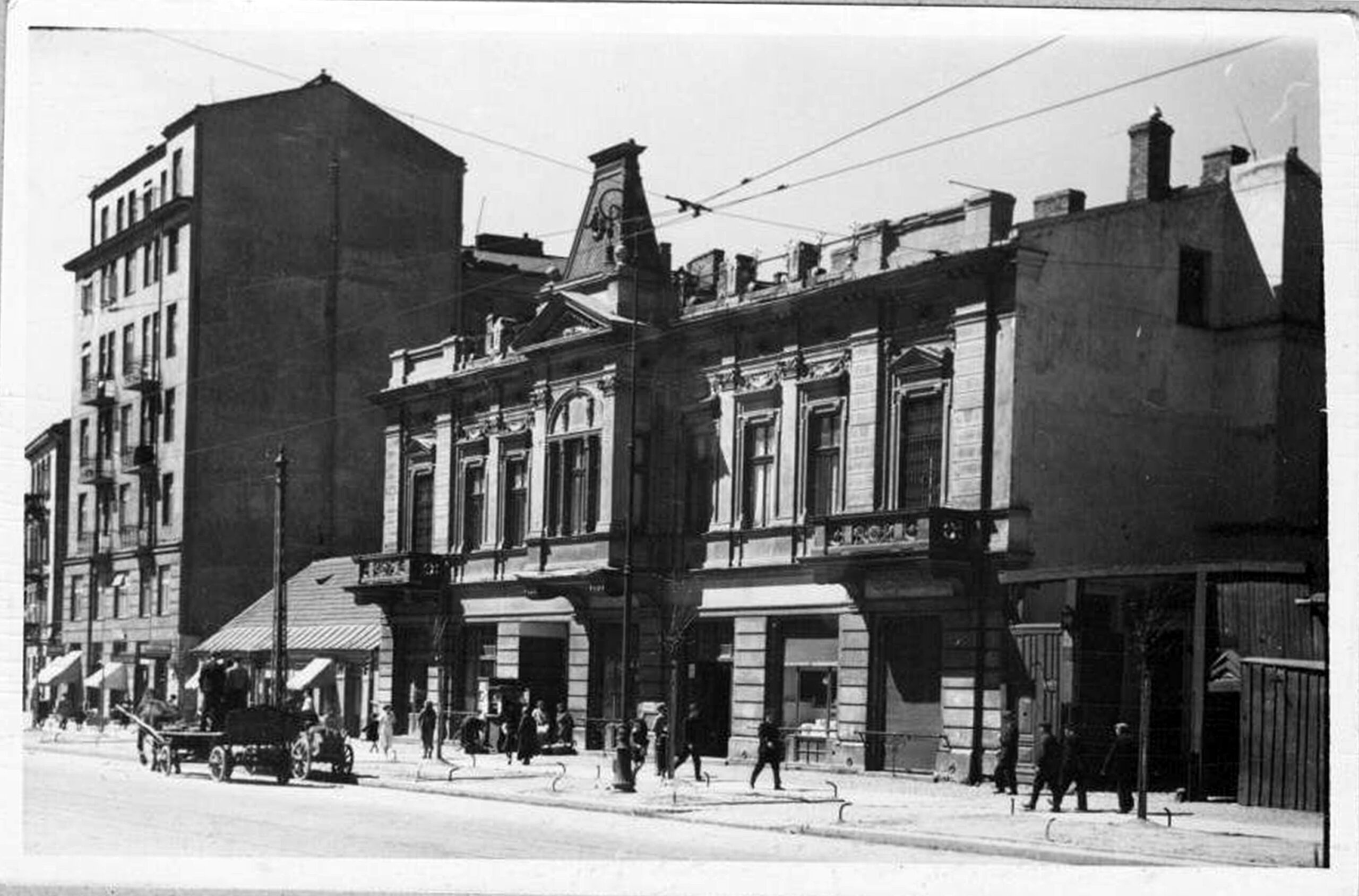 Kamienica Wolska 42 i Pałacyk Michlera Wolska 40  Fot. Arch. Państwowe Referat Gabarytów 1938 r.