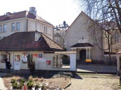 Wojewódzki Szpital Zakaźny w Warszawie przy ul. Wolskiej 37. Fot. Google Street View