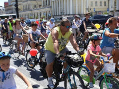 Rowerowa masa krytyczna w Dzień Matki