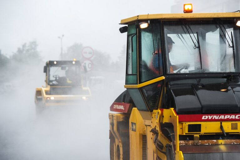 Weekendowe remonty jezdni i torów