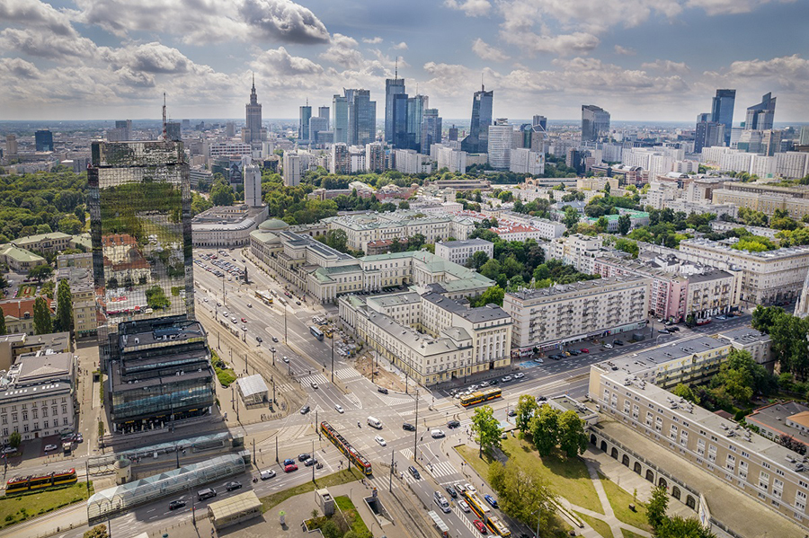 Pl. Bankowy panorama