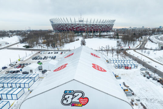 WOŚP - błonia PGE Narodowego Fot. C. Warś UM Warszawa