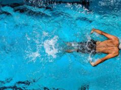 Pływanie na basenach. Fot. Guduru Ajay Bhargav (źr. Pexels.com)